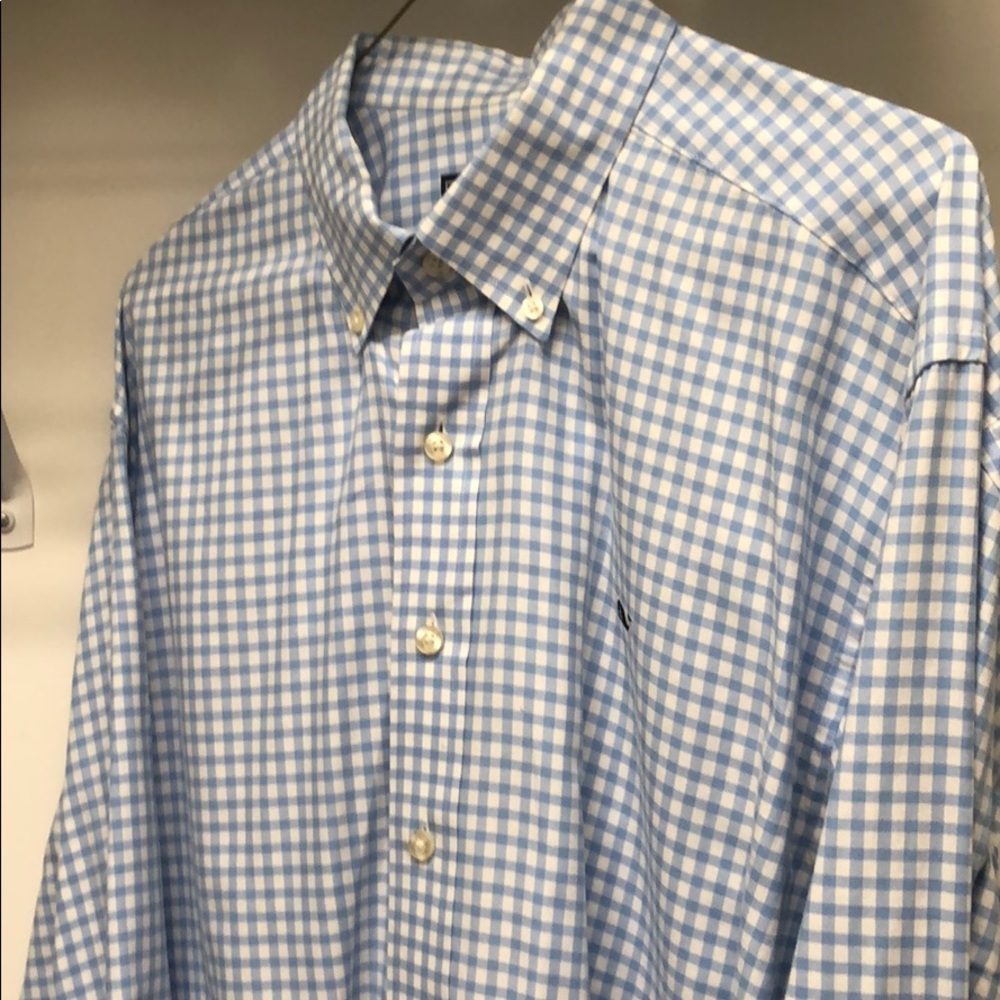 Light Blue plaid menS Vineyard Vines Button DownXL